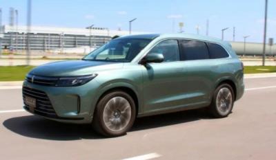 ALTOM7电动汽车多少钱 厂商指导价格24.98万元到37.98万元(中大型的SUV)