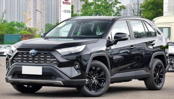丰田RAV4荣放新款2023款报价及图片,配置大升级仅17.68万起
