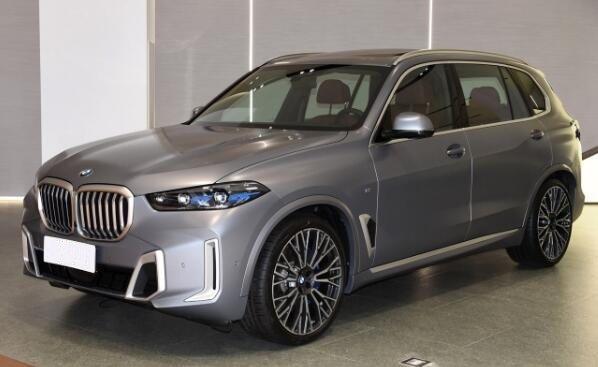 2023款宝马x5多少钱,新车价格61.5万-80万元配置大升级