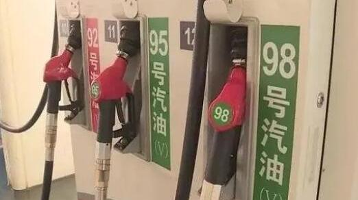 一升汽油等于多少斤,1.45斤左右(不同油品密度质量不同)